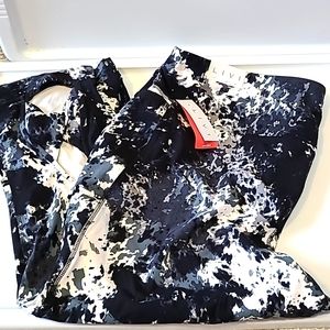 NWT 🌸 LIVI Soft Active legging Capri length with pockets 22/24